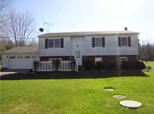 4830 Corey Hunt Rd, Bristolville, OH 44402