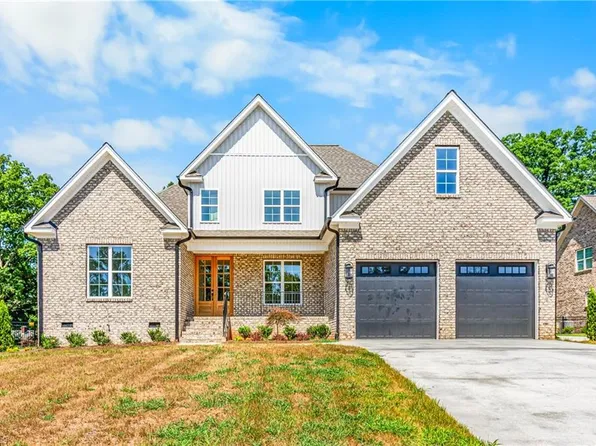 332 Indian Peaks Dr, Winston Salem, NC 27107