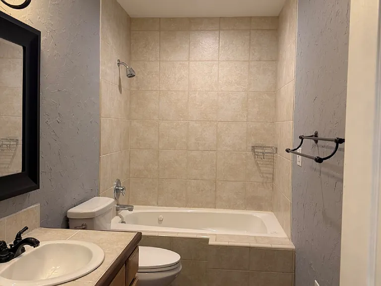 1270 Skyview Dr — Photo 36