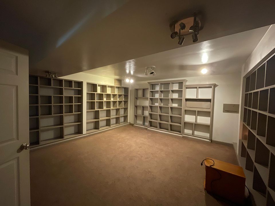 room for rent 17_x15_