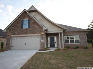 4862 Cove Valley Dr SE, Owens Cross Roads, AL 35763