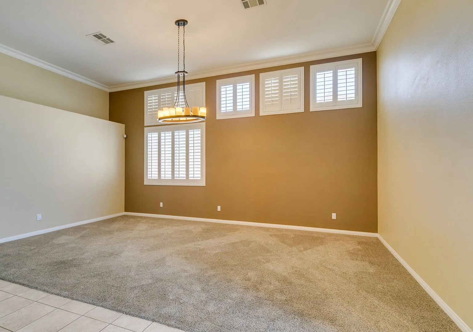 Gated - Green Valley Ranch- 4 bed + Den- Single Story Pool House — Photo 4