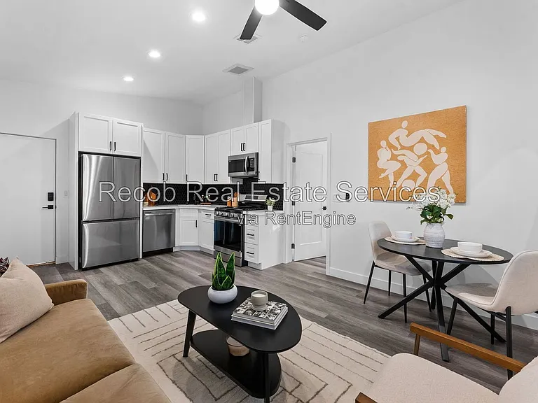 832 Desty St #5 — Photo 3