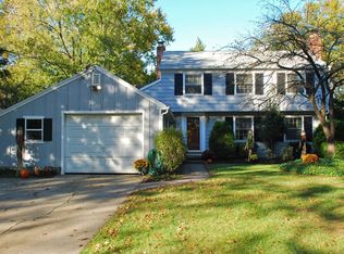 155 Fox Chase Ln, Cherry Hill, NJ 08034