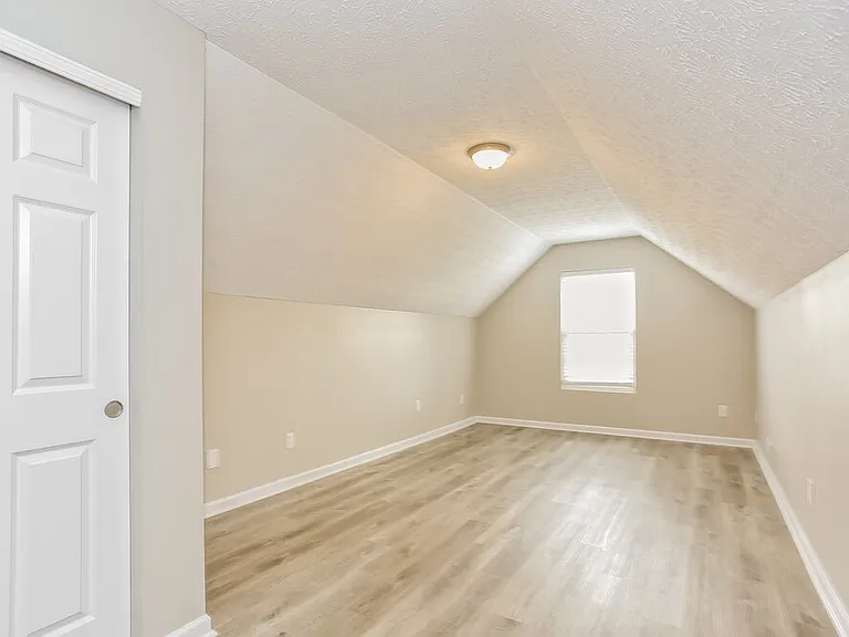 1955 Bay Port Dr — Photo 12