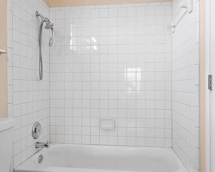 7502 Lazy Creek Dr #A — Photo 19