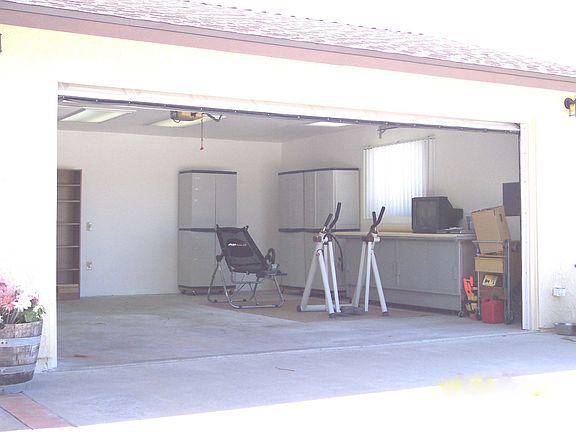 finished large 2-car garage