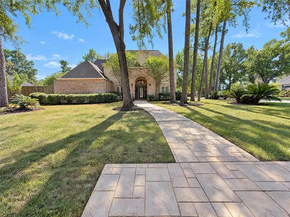11211 Carstairs Dr, Houston, TX 77070