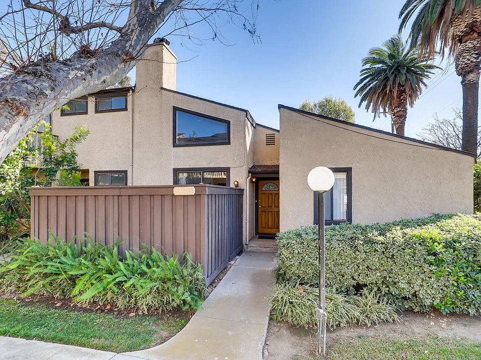 1st image of 6740 Encino Ave Unit 1