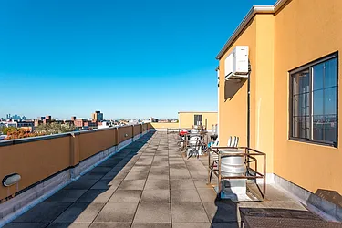 Rented by MySpaceNYC