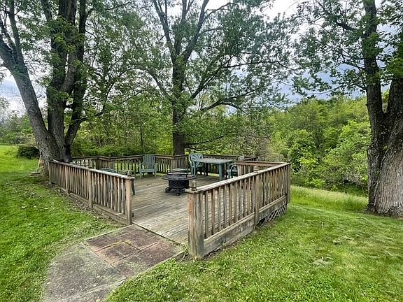 3rd image of 1114 Labelle Rd