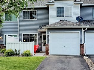 2026 Gresham Ave N, Oakdale, MN 55128