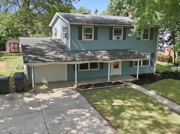 910 Heritage Ln, Anderson, IN 46013