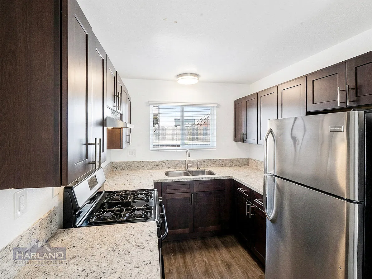 Building Photo - 4515 Bancroft St #3