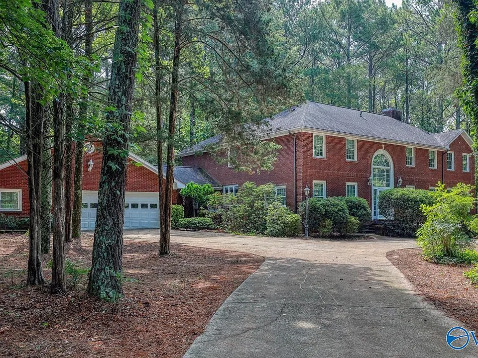 935 Jeff Rd
