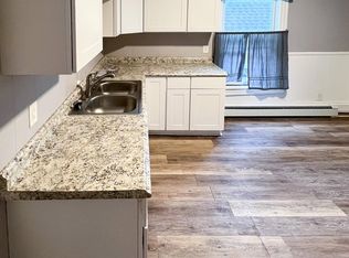 14 Seminary St APT 3, Auburn, NY 13021