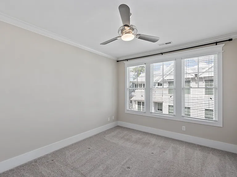 1710 Tearthumb Ct — Photo 16