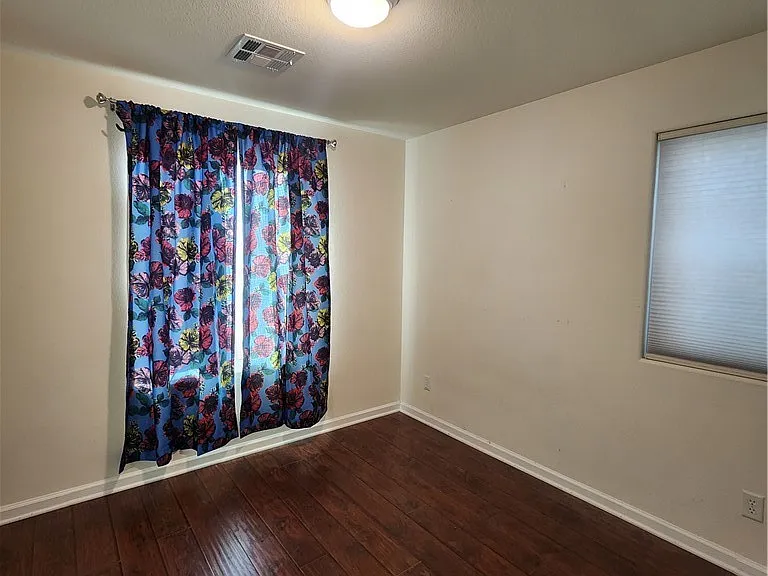 8956 Medford Hills Ct — Photo 12