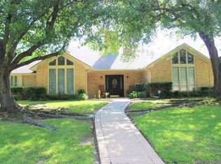 206 Spring Valley Rd, Henderson, TX 75652