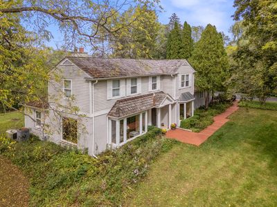 8221 North Pelican LANE, River Hills, WI, 53217