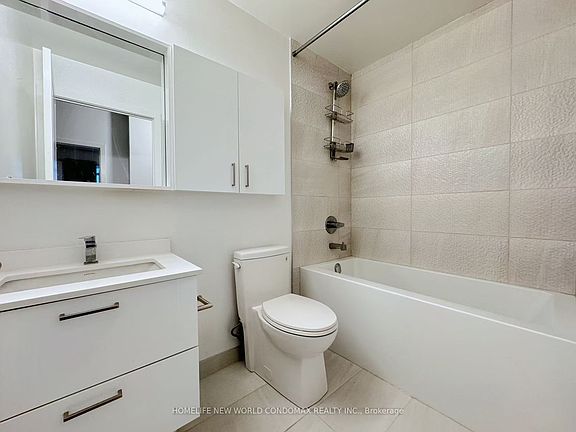 5th image of 30 Upper Mall Way #2006