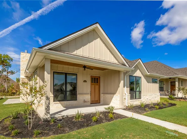 3004 Cadet Cir, Bryan, TX 77807