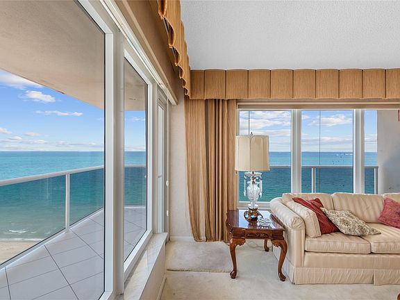 4th image of 3500 Galt Ocean Drive #817
