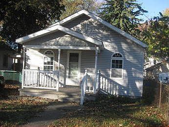 1st image of 23827 Hazelwood Ave