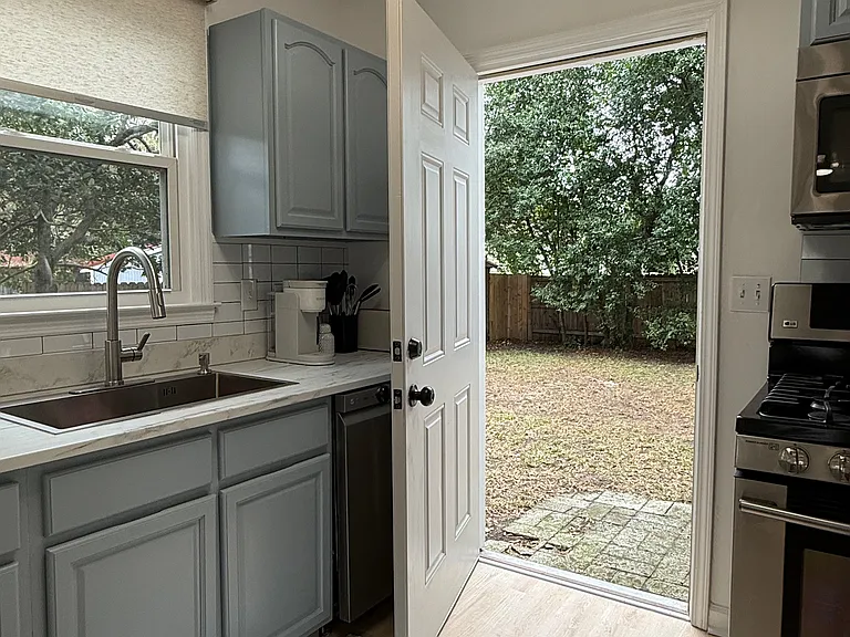 2639 Oregon Ave — Photo 11