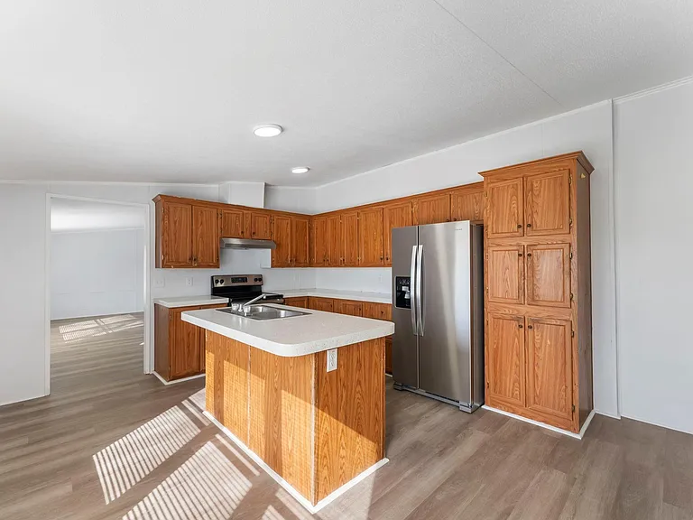 150 Pegasus Ct — Photo 32