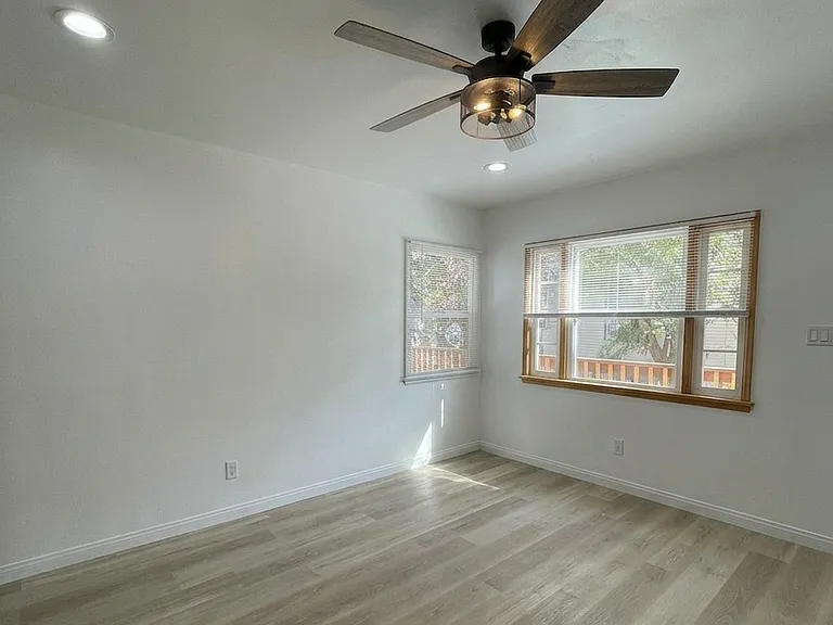 4336 Arizona St — Photo 3