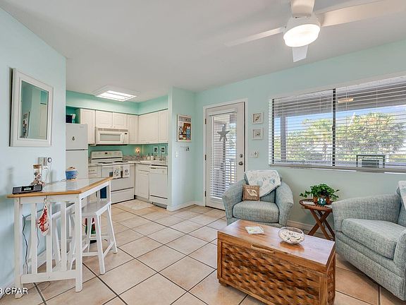 5th image of 4114 Holiday Dr APT 16