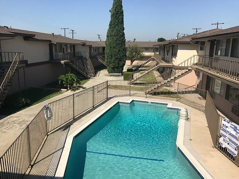 Cypress Terrace Apartments — Photo 11