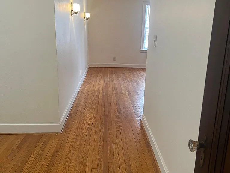 109 Lauderdale Rd #C — Photo 8