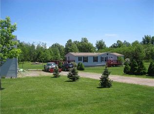 7939 E Ridge Rd N, Sodus, NY 14551