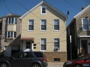 97 Darcy St, Newark, NJ 07105