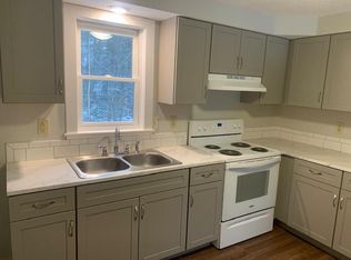 13 Rand Rd #B, Rindge, NH 03461