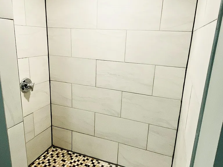 17 Stearns St #B — Photo 4