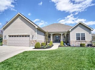 555 Chartwell Ct, Troy, OH 45373