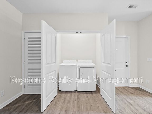 5th image of 15 Millswood Dr #D-301