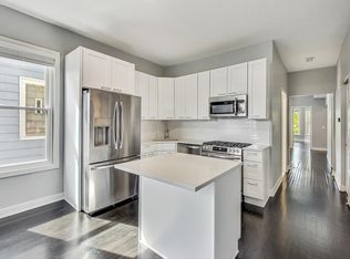 2037 N Spaulding Ave #2, Chicago, IL 60647