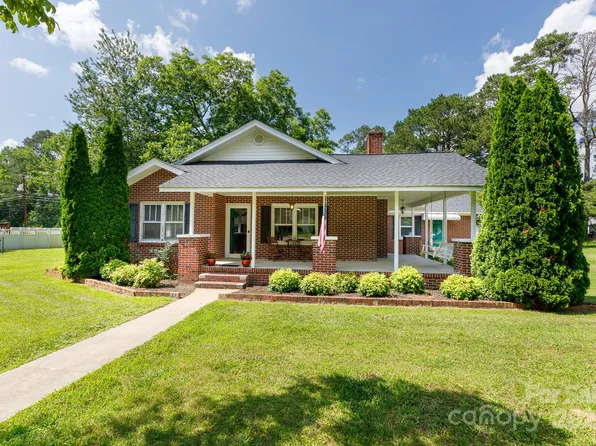 628 Stamie Dr, Chester, SC 29706