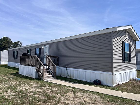 2nd image of 215 Air Stream Dr.