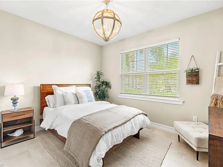 14546 Tropical Dr — Photo 18