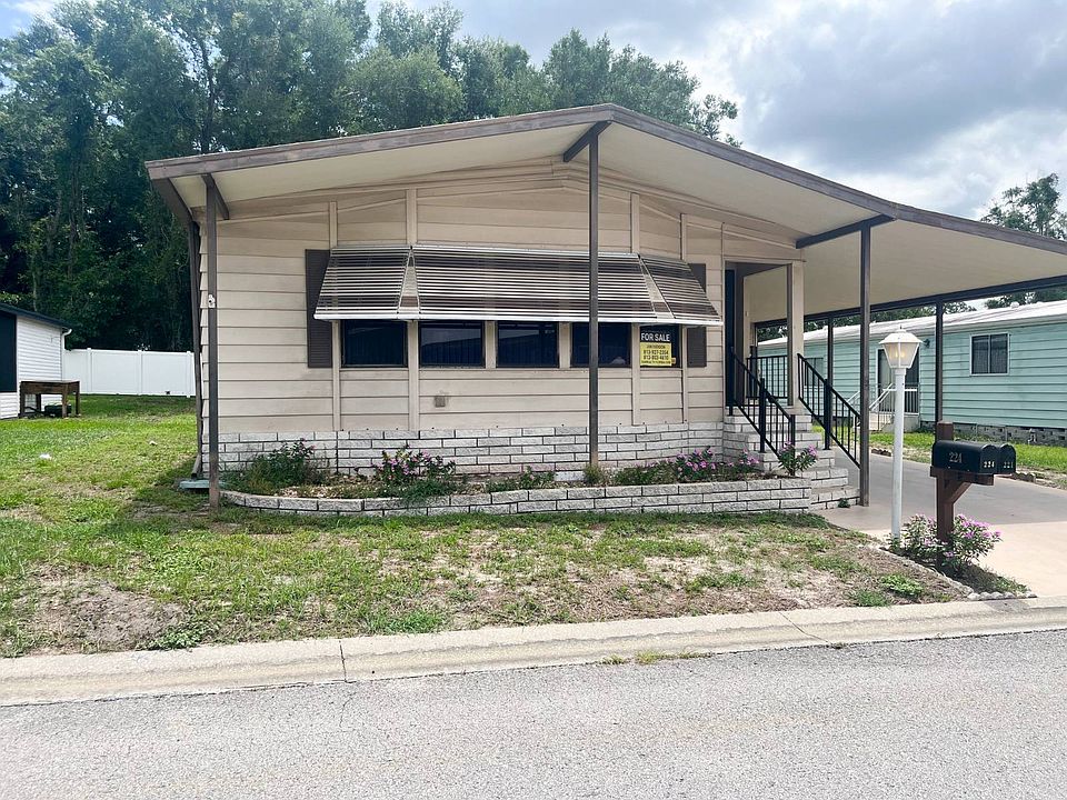 1st image of 221 Laurelcrest Cir