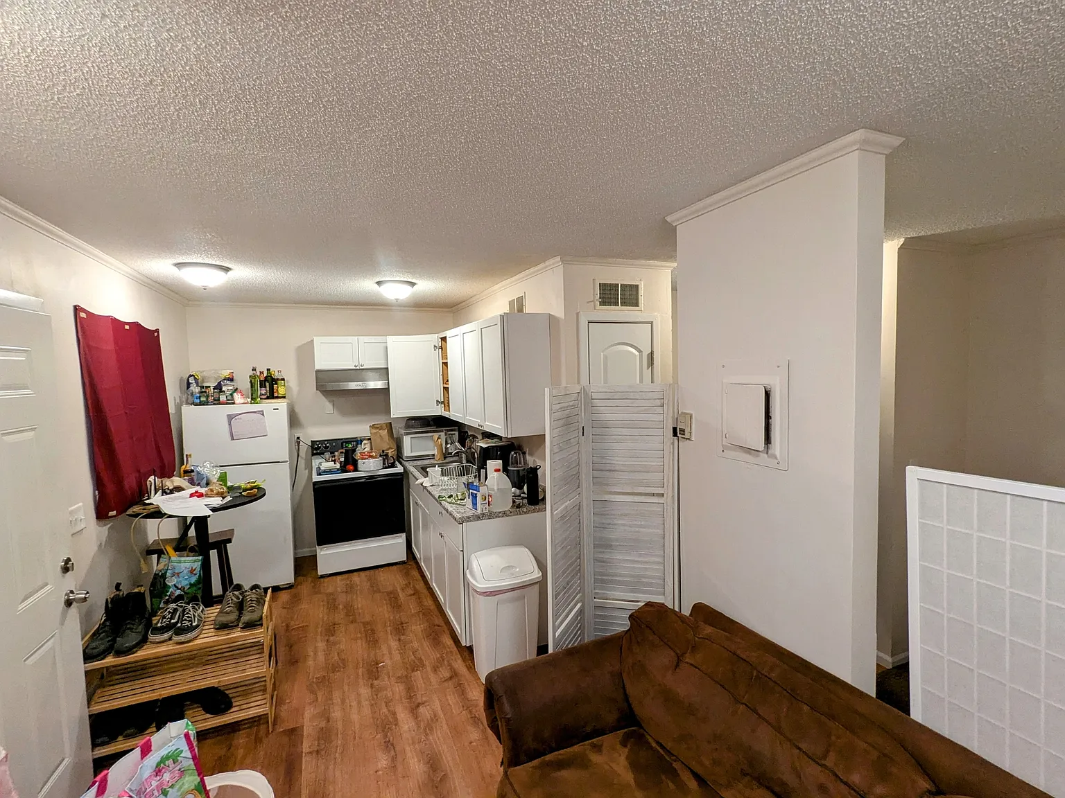 913 Michigan Street — Photo 2