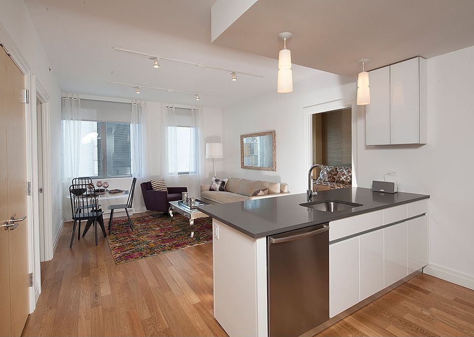 2nd image of 555 W 53rd St APT 666