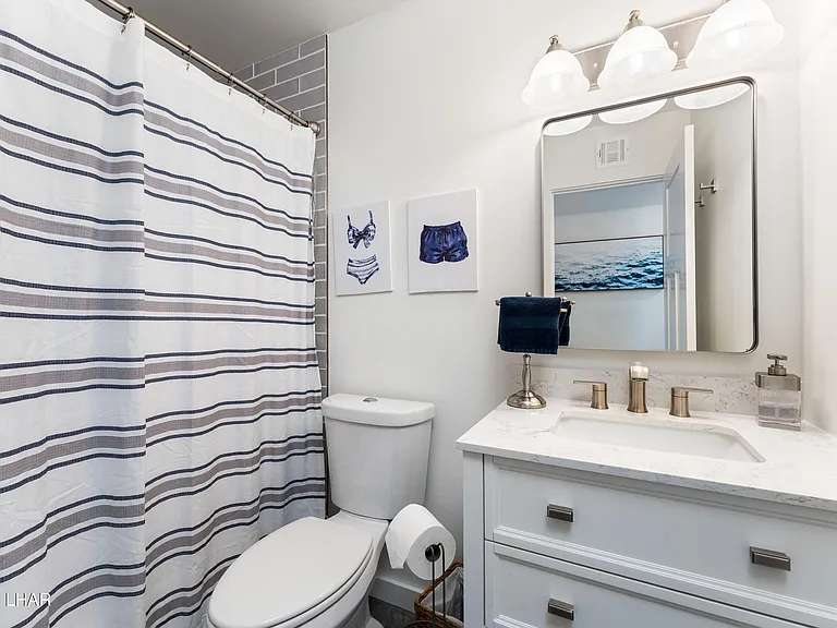 2345 Palo Verde Blvd N — Photo 33