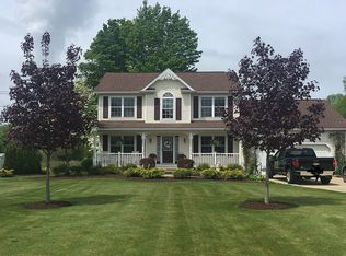 2390 Antioch Rd, North Perry, OH 44081