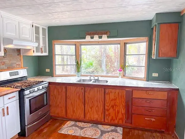 11909 NE 7th Ave — Photo 3